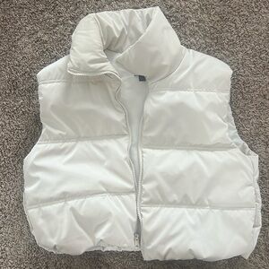 Wild fable cream crop vest